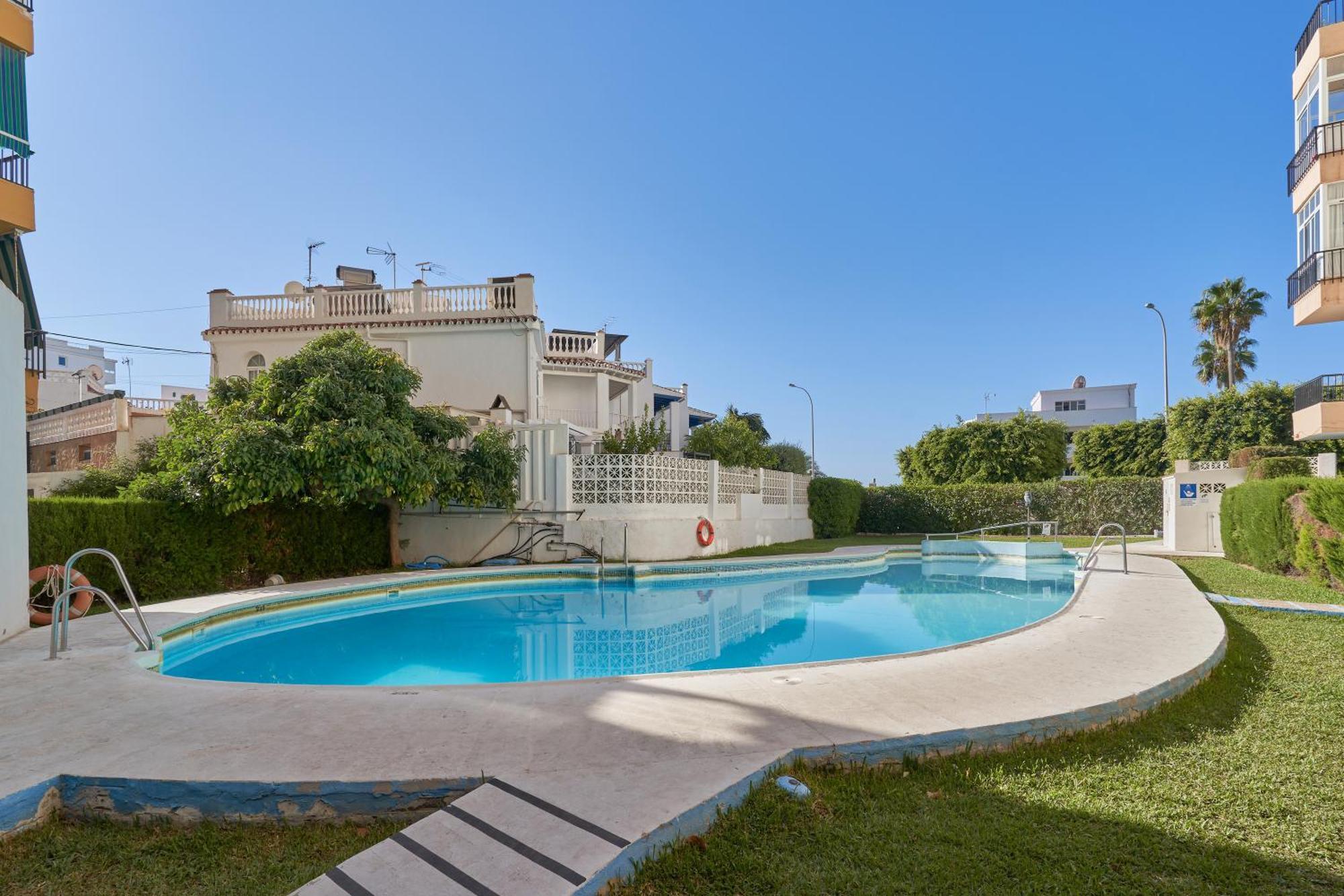 Albaida 2 5J Apartman Nerja Kültér fotó